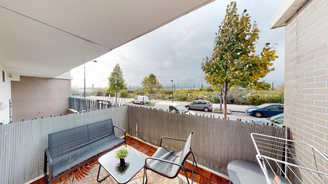 Live Like A Local Stylish 2Br With Balcony & Parking Apartment Saint-Denis  Exterior photo