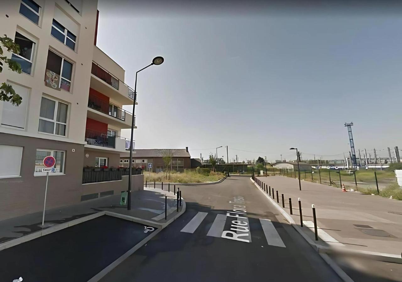 Live Like A Local Stylish 2Br With Balcony & Parking Apartment Saint-Denis  Exterior photo